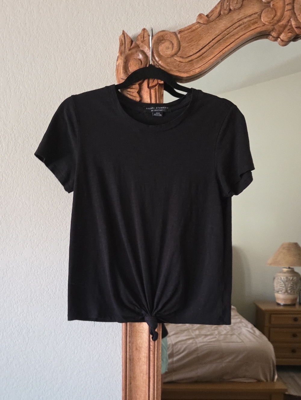 Sanctuary Black Short-Sleeve Knot Front Tee